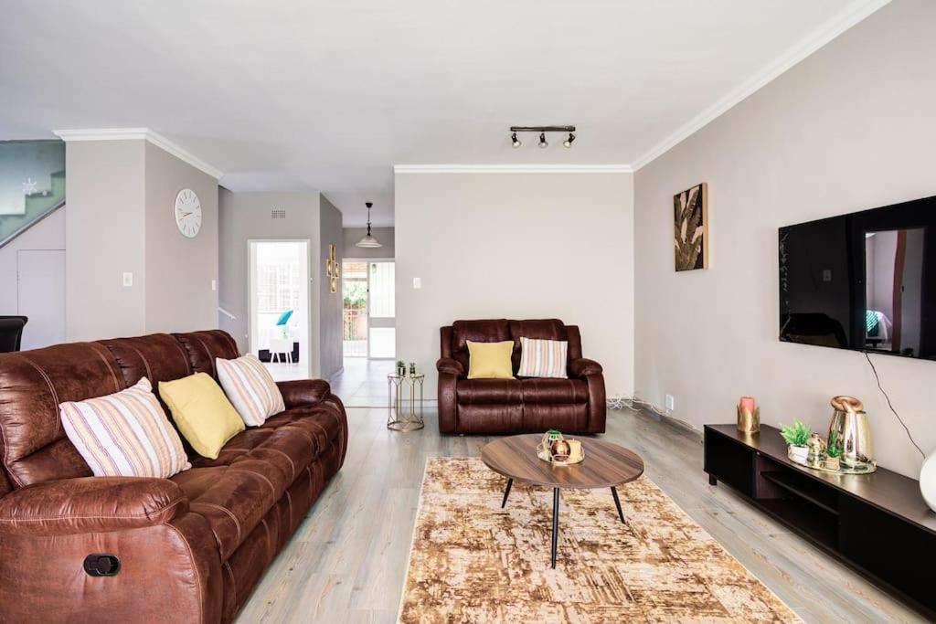 The Hide Out - Home Away From Home Johannesburg Exteriér fotografie